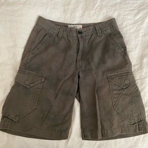 Vintage Burton Jorts size 30 colour in pic is not right they are a army green